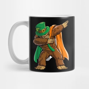 Dabbing Bigfoot St Patricks Day Men Leprechaun Irish Mug